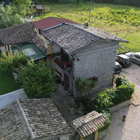 Bed and Breakfast Casale dei ricordi Arce Esterno foto