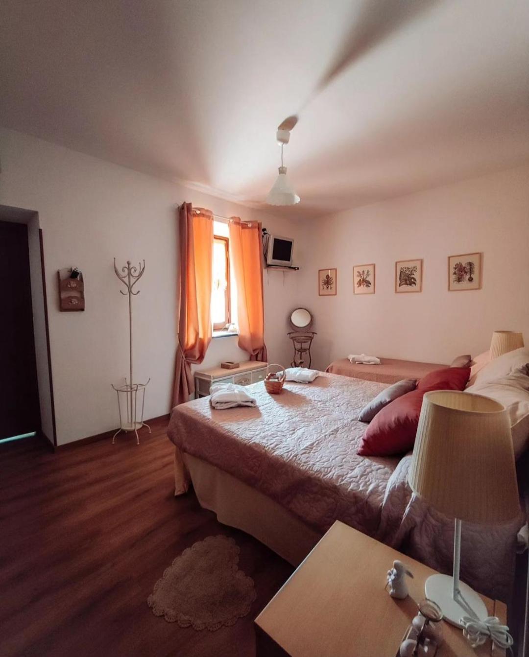Bed and Breakfast Casale dei ricordi Arce Esterno foto